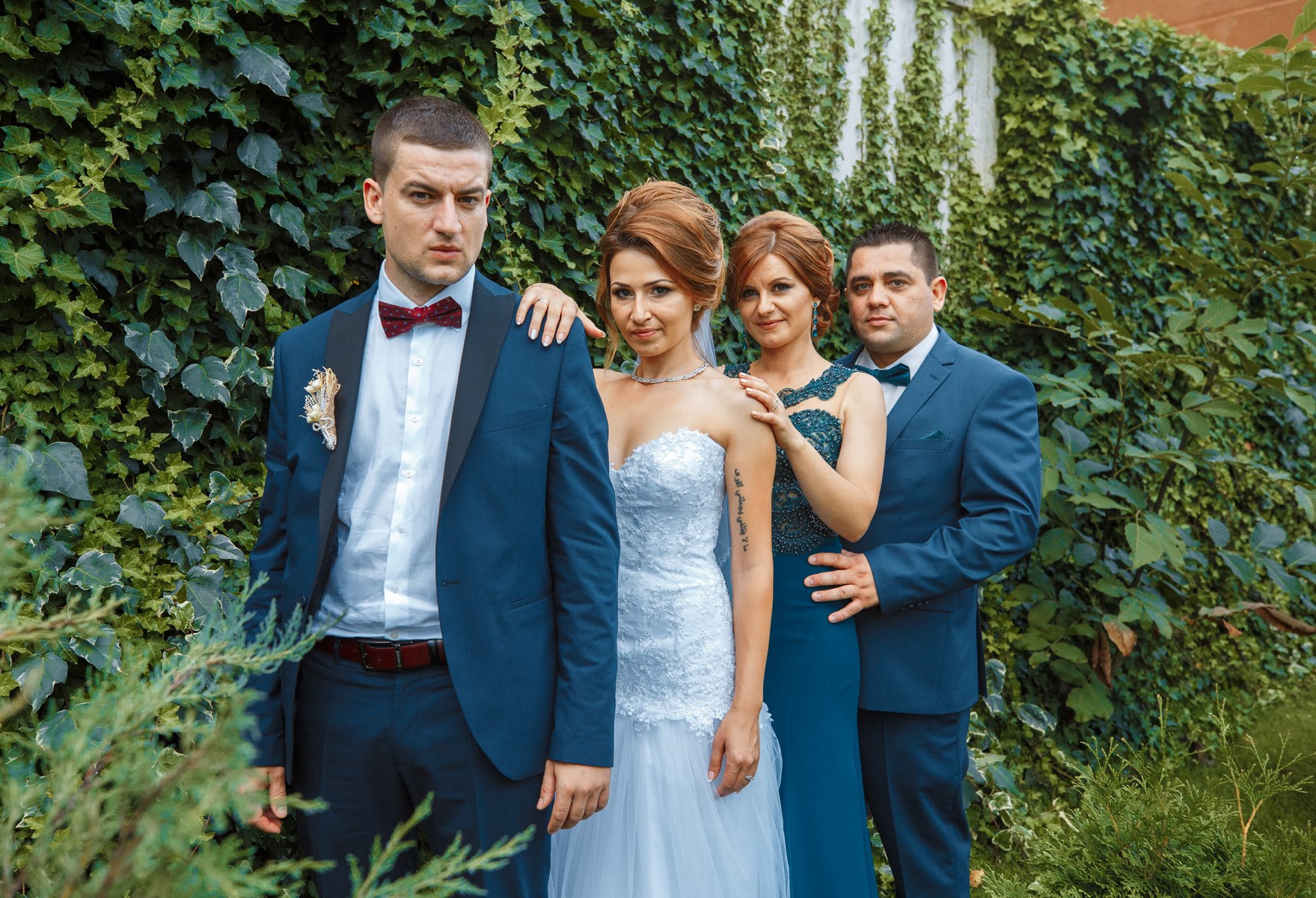 736 Таня и Андриян